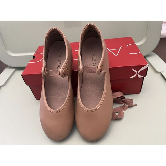 Capezio Other - Capezio Tap Shoes - Size 2.5 Wide - Great Condition - 356C CAR